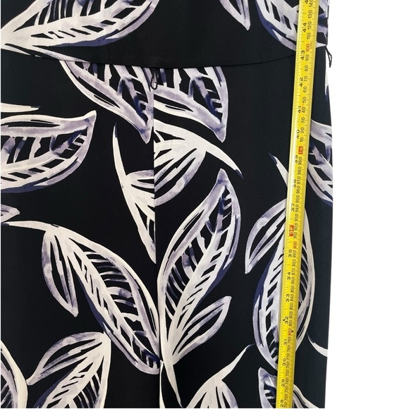 DKNY printed leaf sleeveless jumpsuit romper zip stretch summer women’s 8 medium - Picture 4 of 16